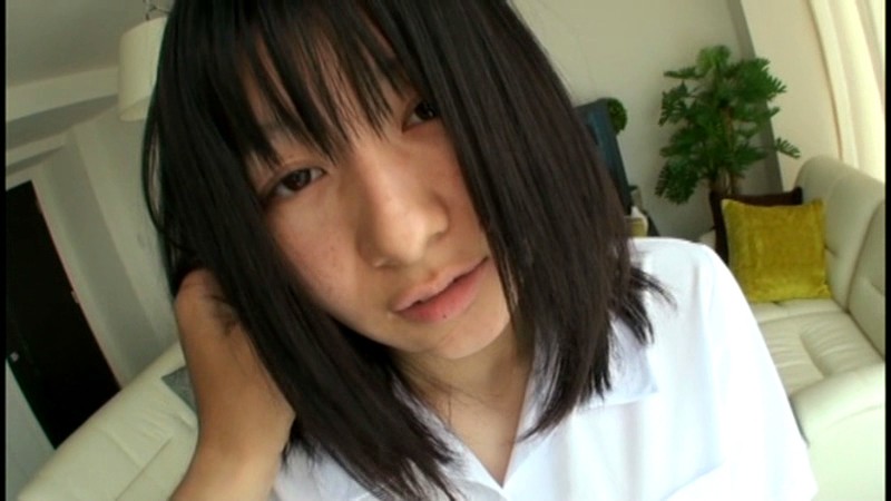 『高画質』 スゴ～く！制服の似合う素敵な娘 りょうこ ＜動画＞