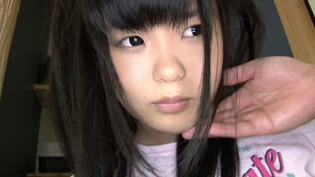 『高画質』 毛の無い少女に中出し 4 さやか ＜動画＞