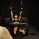 『高画質』 「くすぐり整体 3 足枷で足裏集中くすぐり整体！」わかしラボVol.026- 4 優木なお ＜動画＞