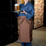 『高画質』 新人 ビールとチ●ポは生が一番ッ 平●梨にちょっと似てると噂の居酒屋チェーン店で週4回働く 小さくて可愛い笑顔のアルバイトJD美少女中出しAVデビュー！！ 亜弓れおん ＜動画＞