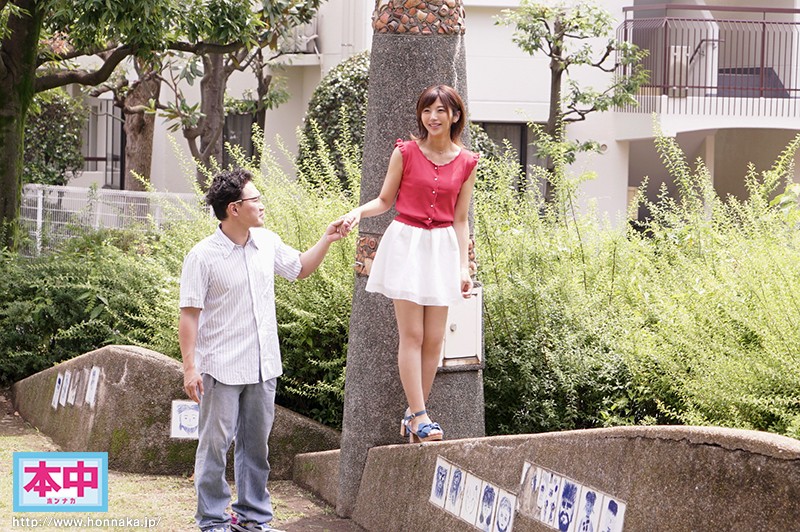 『高画質』 めっちゃ素人女子大生と見つめ合っておしゃべりしながらイチャ...