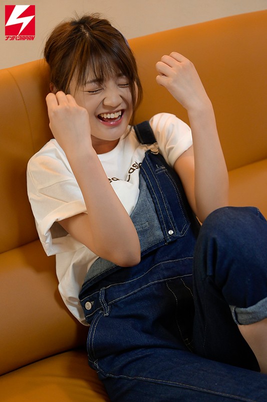 『高画質』 オンライン飲み会で出会った高円寺の人気店で働くナチュラル可...