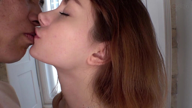 『高画質』 東欧のセフレ！透明感抜群のスレンダーエロ女神 AVデビュー...