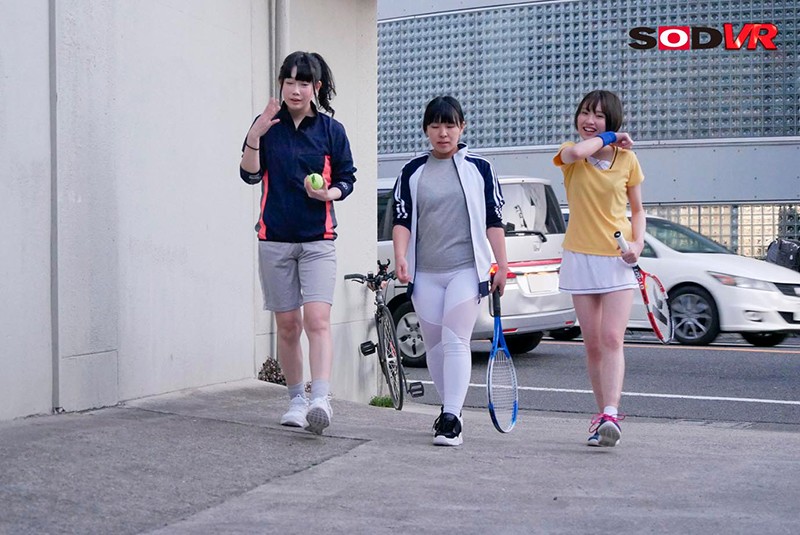 『高画質』 【VR】写真部の暗室に連れ込みレ×プ 勝手に被写体にしてい...