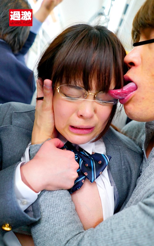 『高画質』 痴●泣き寝入り娘3 拒絶しながらも半泣きイキしまくる小柄女...