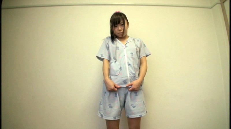 『高画質』 ロ●ータお漏らし ＜動画＞