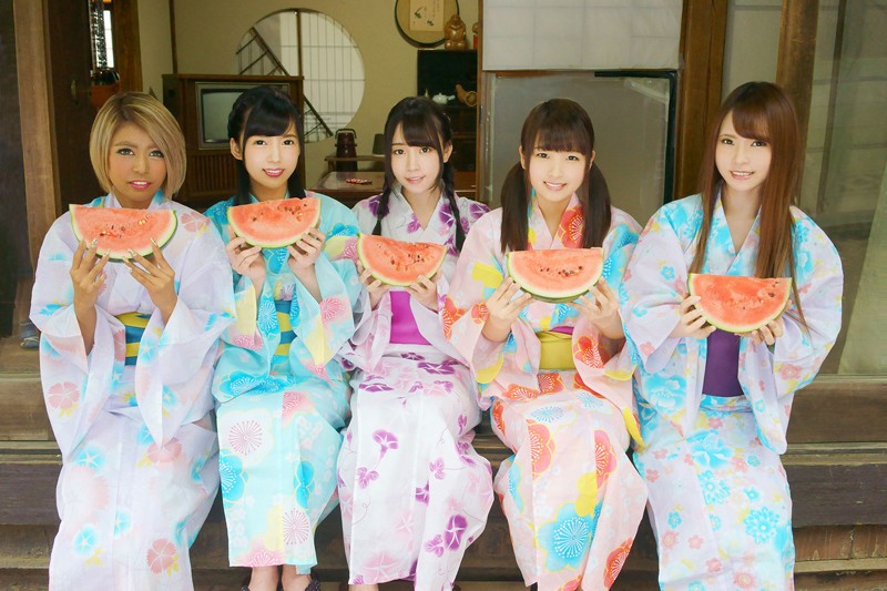 『高画質』 夏休みの僕の家に巨乳従妹5人大集合 ☆夢のハーレム6P＋1...