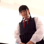 『高画質』 パイパン学級委員長ナマ中出し ＜動画＞