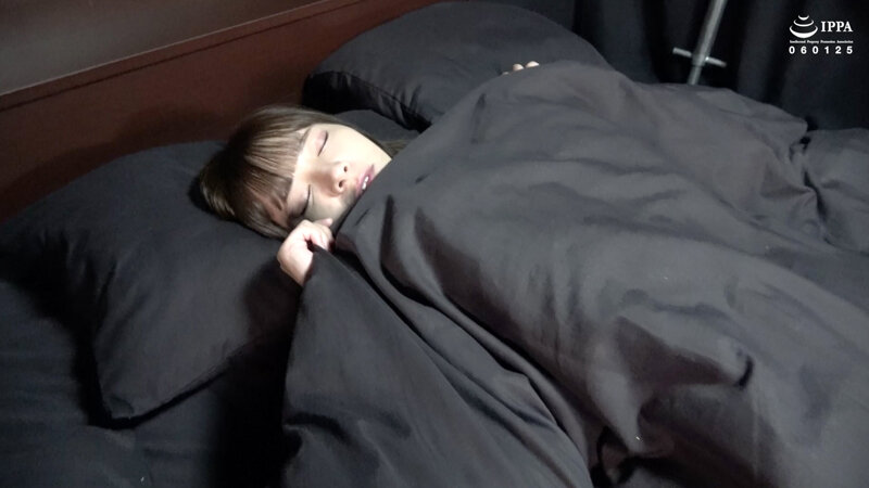 『高画質』 「パジャマ美女を下半身人力拘束くすぐり」わかしラボVol....