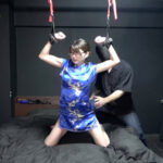 『高画質』 「チャイナ服のスパイを吊り拘束でくすぐり陥落！」わかしラボVol.028- 5 安堂はるの ＜動画＞