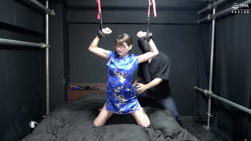 『高画質』 「チャイナ服のスパイを吊り拘束でくすぐり陥落！」わかしラボ...