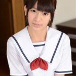 『高画質』 【特価】美少女成宮ルリちゃんが貧乳ロリボディを駆使して、おじさんとH。乳首舐め騎乗位からの背面騎乗では、ロリボディからは想像できない大きなお尻を上下に揺らす。バックで突かれぷるんぷるんと波打つお尻。… ＜動画＞