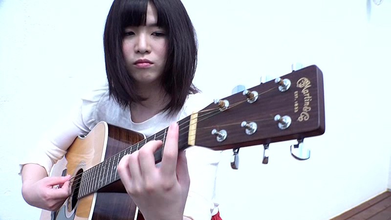 『高画質』 瀬名あやか 今急上昇中のシンガーソングライター 着エロデビ...