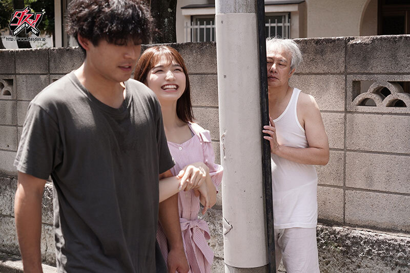 『高画質』 睡眠キメセク。巨チン浮浪者に不法侵入された華奢彼女のキツマ...