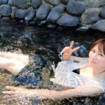 『高画質』 男2女2で職場の後輩たちと一緒に河原BBQに行く予定が、前日ドタキャンされて、バイトの女の子と二人で行くことに 一度やったら火がつきすぎちゃって、朝まで延長お泊り・夜●い・すっぴんめちゃくちゃ中出ししまくった。 川遊びしてびしょびしょになって、休憩… 優梨まいな ＜動画＞