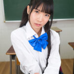 『高画質』 【VR】放課後の教室で本性を現して誘惑してくるむっつりクラスメイト 希咲那奈 ＜動画＞