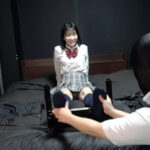 『高画質』 アイドルのくすぐりバラエティ！足裏文字あてゲーム！ 宇佐美みおん ＜動画＞