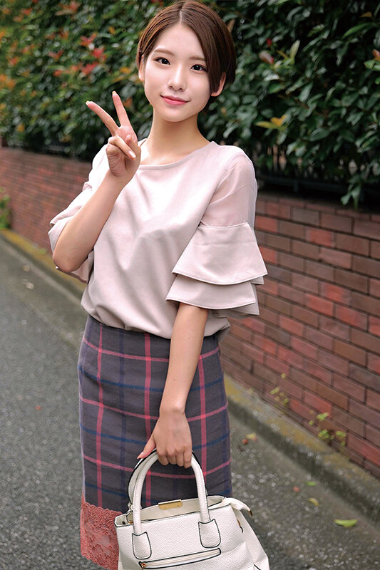 『高画質』 素人女子大生の皆さんww青空の下で脳がトロける超濃密ベロキ...