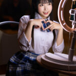 『高画質』 J●配信者レ×プ キモイ中年親父に狙われる美少女ライバーひかるちゃん 偶然の出会いからストーキングされ家凸レ×プ 恥辱の強●SEX生配信 皆月ひかる ＜動画＞