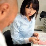 『高画質』 経費でピンサロ行ったことが経理の女子社員にバレて叱られると思ったら僕に惚れてたみたいで嫉妬のジト目フェラで何度も抜かれまくった 倉本すみれ ＜動画＞