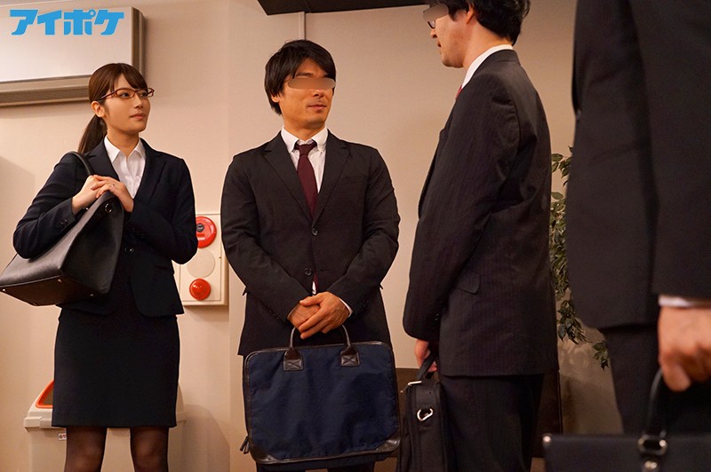 『高画質』 出張先相部屋NTR 絶倫の上司に一晩中何度もイカされ続けた...