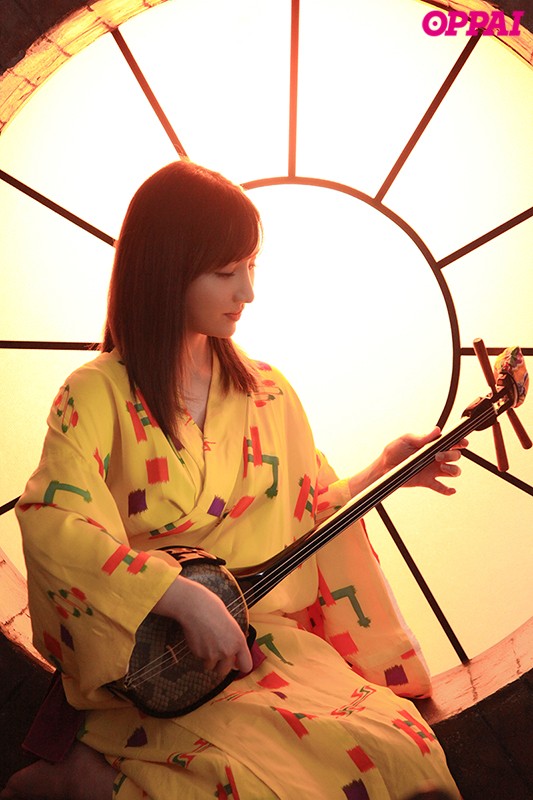 『高画質』 三線持って沖縄から上京してきたばかりの19歳！Hcup巨乳...