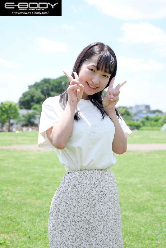 『高画質』 18歳、はじめての中出し。生チ●ポよすぎて痙攣ビクビク初イ...