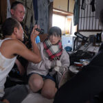 『高画質』 白濁ゴミ屋敷 クズ親のせいでキモ過ぎるクソおやじ達に犯●れ輪●され中出しされてズタボロになった私のカラダとマ〇コと人生。 根尾あかり ＜動画＞