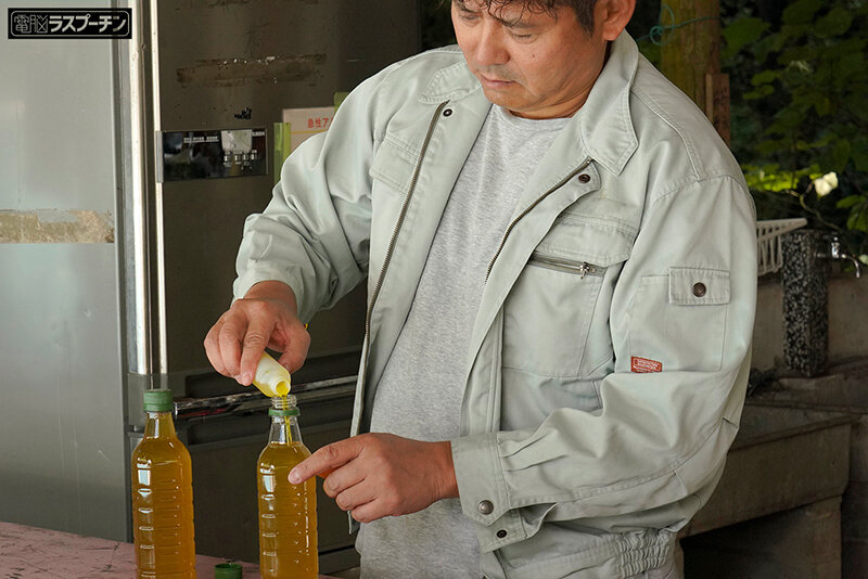 『高画質』 野ション女子○生連鎖開脚拘束おしっこ噴射3 泉りおん 皆月...