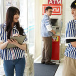 『高画質』 彼氏と一緒に働いているバイト先の大嫌いなオジさんの粘着愛撫セックスでアクメる二人きりのコンビニ夜勤 橋本ありな ＜動画＞