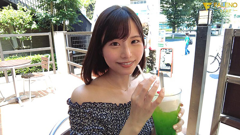 『高画質』 性欲の高鳴りは彼女のくびれ巨乳の所為。初めて迎えた夜が終わ...