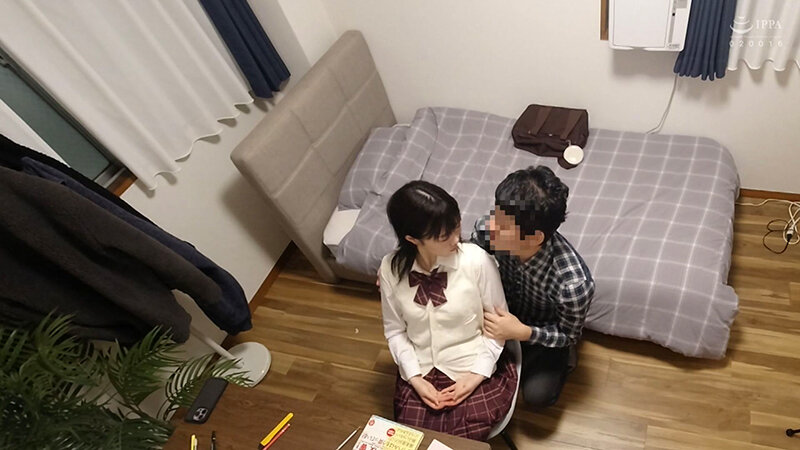 『高画質』 【ガチ流出】教え子カップルリアルSEX パイパンマ○コ中イ...