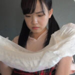 『高画質』 ちっちゃい紙オムツのララちゃん 家出少女がおねしょをして困るので、いろいろな紙おむつを履かせてお漏らしさせたよ 工藤ララ ＜動画＞