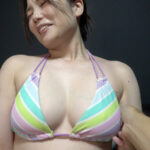 『高画質』 絶対的巨乳美女の乳首＆腋くすぐり攻めプレイ！ 乃木ちはる ＜動画＞