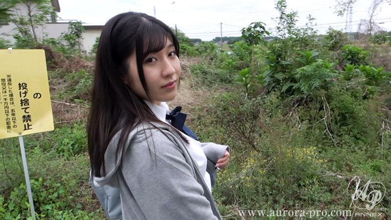 『高画質』 無邪気に年上を煽ってくるドスケベ美巨乳制服美少女と濃厚ザー...