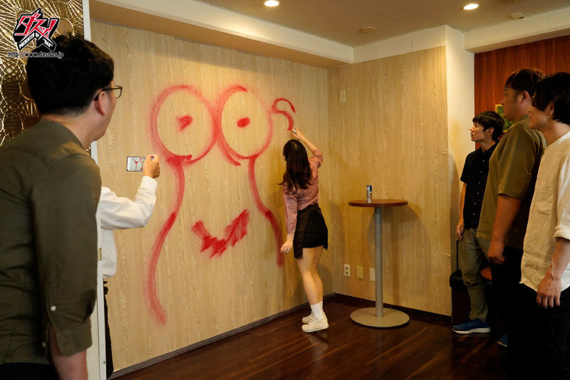 『高画質』 愛する人の前で大暴走バイトテロ！催●憑依バカッターNTR ...