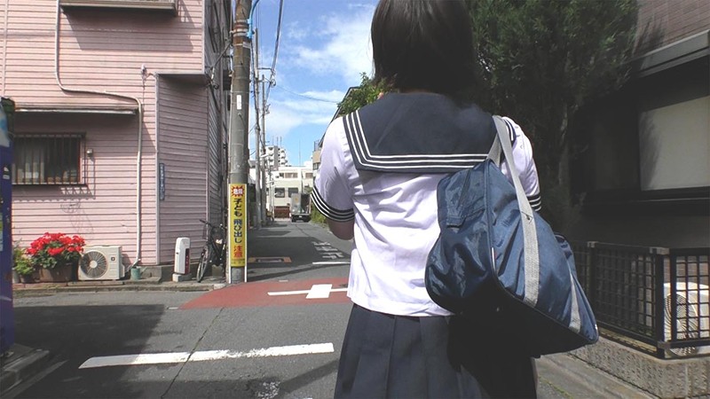 『高画質』 円女交際 中出しoK18歳 関西黒髪ショートピンク乳首巨乳...