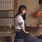 『高画質』 夏の終わりの制服性交 僕と従妹と叔父とじっとり中出し3P近親相姦 さつき芽衣 ＜動画＞