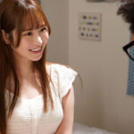 『高画質』 裸も見たことない。付き合いたての彼女。一緒に参加したサークル飲み。 僕が酔い潰れたそばでヤリチンDQN達にドロ酔い串刺し輪姦で何度も中出しされていたなんて… 小野六花 ＜動画＞