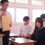 『高画質』 大嫌いな担任教師に卒業までの一年間、変態セックスを仕込まれたセーラー少女 吉岡ひより ＜動画＞