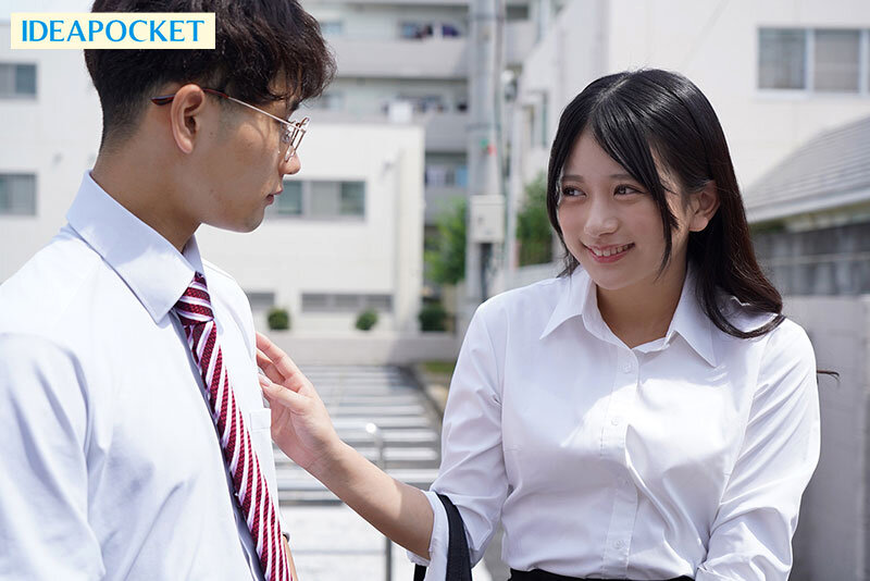 『高画質』 出張先が記録的豪雨で童貞部下と突然相部屋に…雨で濡れた身体...