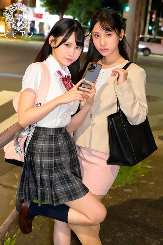 『高画質』 限界OLと家出少女 心の穴を埋めるように温もりを求めレズセ...