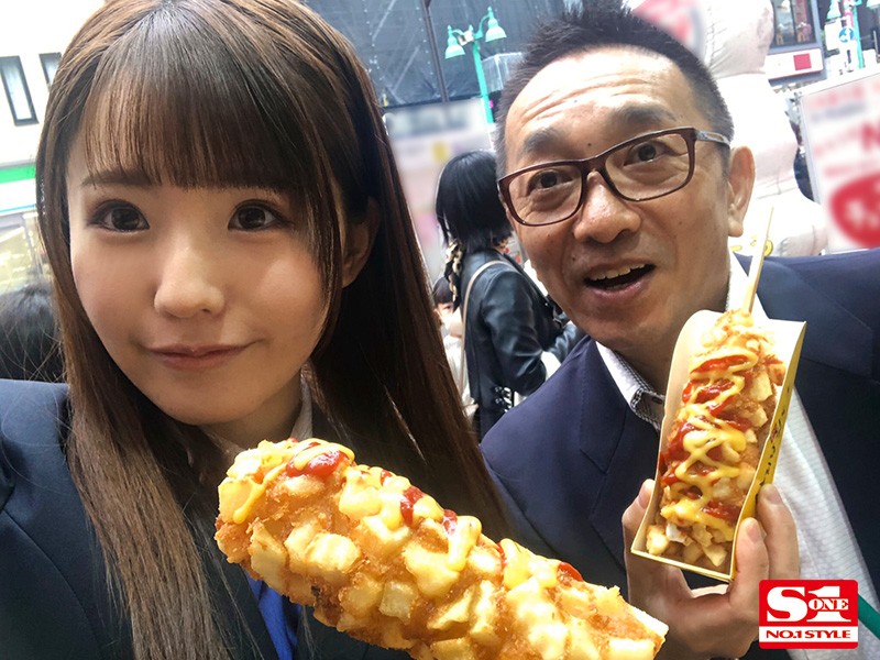 『高画質』 ネットで知り合った今どき女子●生と制服好きオヤジの密会わい...