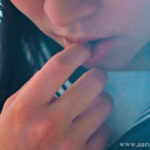 『高画質』 「オッパイを滅茶苦茶にして…おじさん…」中年チ〇ポ偏愛巨乳女学生 ひとり留守番中に近所のオジサン達に悪戯されて…淫乱中出し孕ませ懐妊 先生もクラスメイトも知らない本当の私… 羽月乃蒼 ＜動画＞