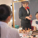 『高画質』 ぷるつやリップと舌が溶け合うねっとりレズキスで長身美人BAにレズ堕ちする華奢美少女 北岡果林 木下ひまり ＜動画＞