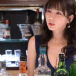 『高画質』 ハメタイ時に即ヤる女！毎分毎秒むム～んと欲情！ジュっぽし鬼スケベぇ接客。ぶりゅるザー汁を何度も何度も生ナカで絞り出す高級枕営業スナック 五日市芽依 ＜動画＞