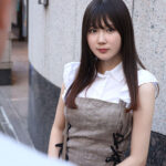 『高画質』 水乃なのはさん（23）は昨年、東京・歌●伎町の某公園周辺で売春目的の「立ちんぼ」を行い、中年男性との変態的な本番行為を繰り返すうちに性的興奮を覚え強く依存するようになってしまいました。 ＜動画＞