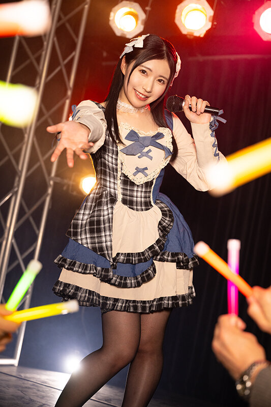 『高画質』 裏切られた気持ち キモヲタファンに肉便器にされた清楚系人気...