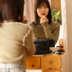 『高画質』 コンドームのつけ方を教えていただけなのに！ 喪女な姉が大学デビューを果たしたら…あり余る性欲が爆発！！弟チ●ポにグラインド騎乗位で絶頂中出し求めちゃうエッチな姉貴。 東條なつ ＜動画＞