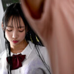 『高画質』 突然のゲリラ豪雨で…透けパイをこってり弄られてしまう全身びしょ濡れ女●●生 与田りん ＜動画＞